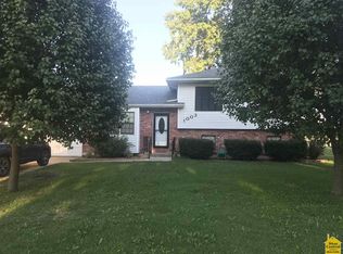 1003 McVey Rd, Sedalia, MO 65301