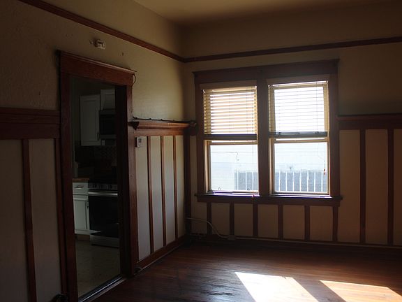 2nd image of 427 San Benito St #2