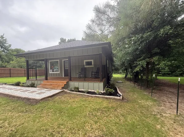 134 County Road 4560, Winnsboro, TX 75494