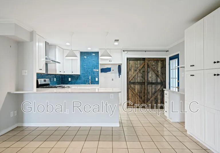 940 Hayselton Ave — Photo 17