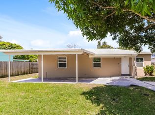 1407 S East St, Lake Worth, FL 33460