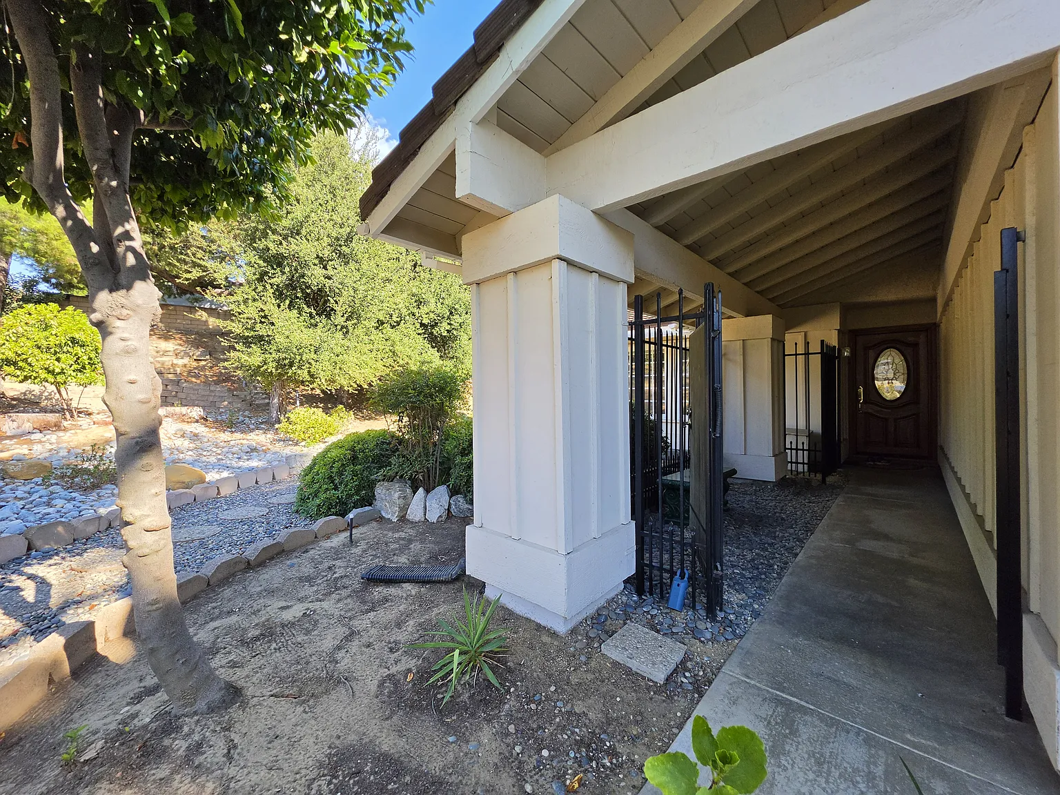 3 bed, 1527 sqft, $3,750 — Photo 2
