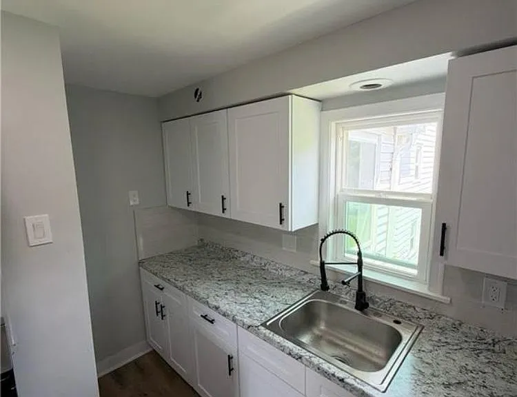 223 Zerby Ave #2 — Photo 7