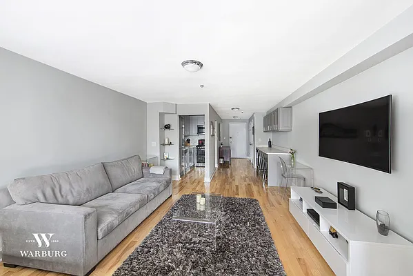 Sold by Warburg | media 3