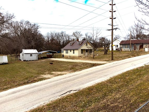 3rd image of 6820 S 1451 Road