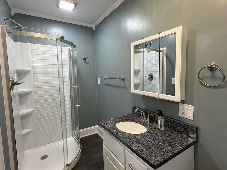 1900 Westover Dr — Photo 5