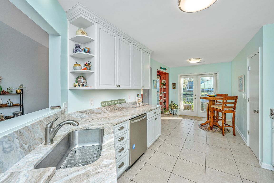 next background image