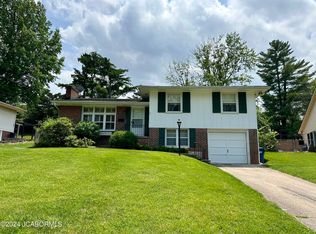 1402 Major Dr, Jefferson City, MO 65101