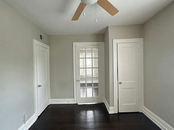 3rd image of 4231 Ellenwood Ave APT 201