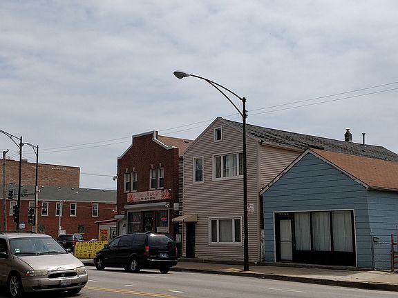 2nd image of 3011 S Archer Ave