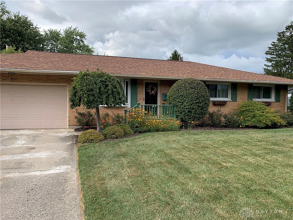 1st image of 305 Camborne Dr