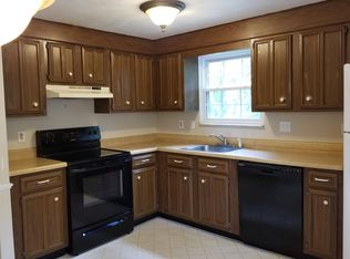 60 Haskell St #B, Westborough, MA 01581