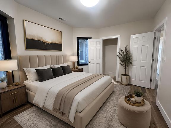 5th image of 4434 W Monroe St #1