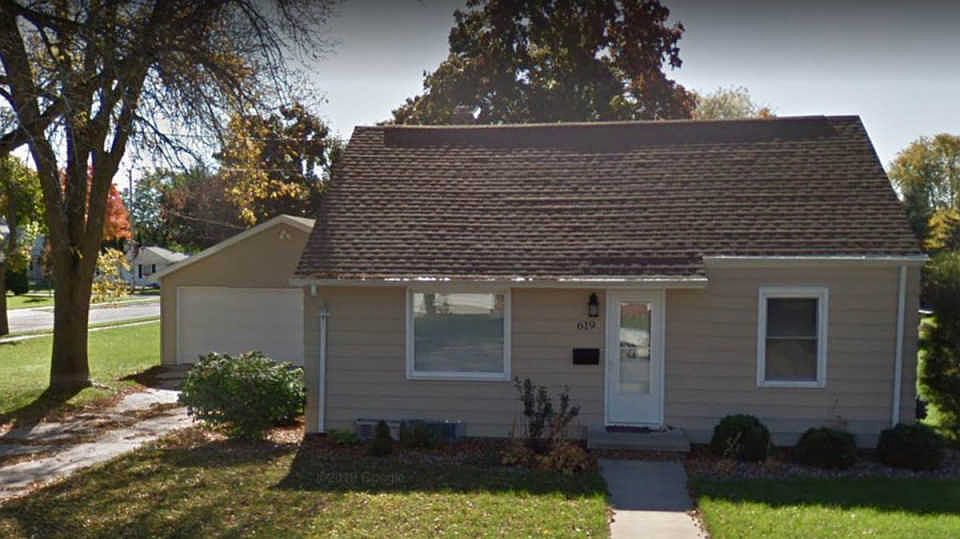 1st image of 619 W McKinley Ave