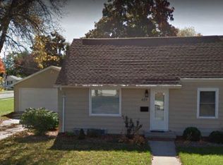 619 W McKinley Ave, Little Chute, WI 54140