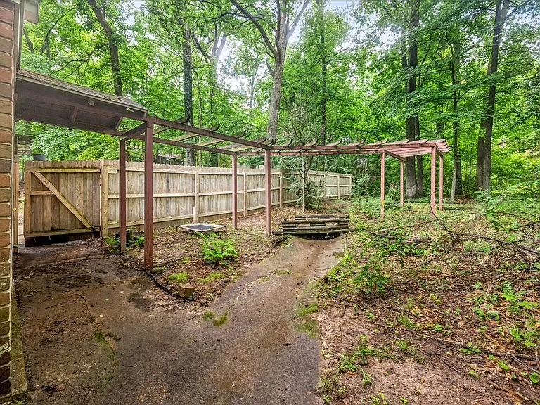 8428 Bazemore Rd — Photo 31