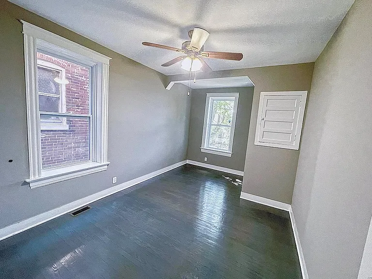 4219 Dewey Ave #A — Photo 7