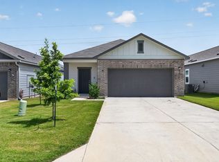 608 Magnum Force Dr, Jarrell, TX 76537