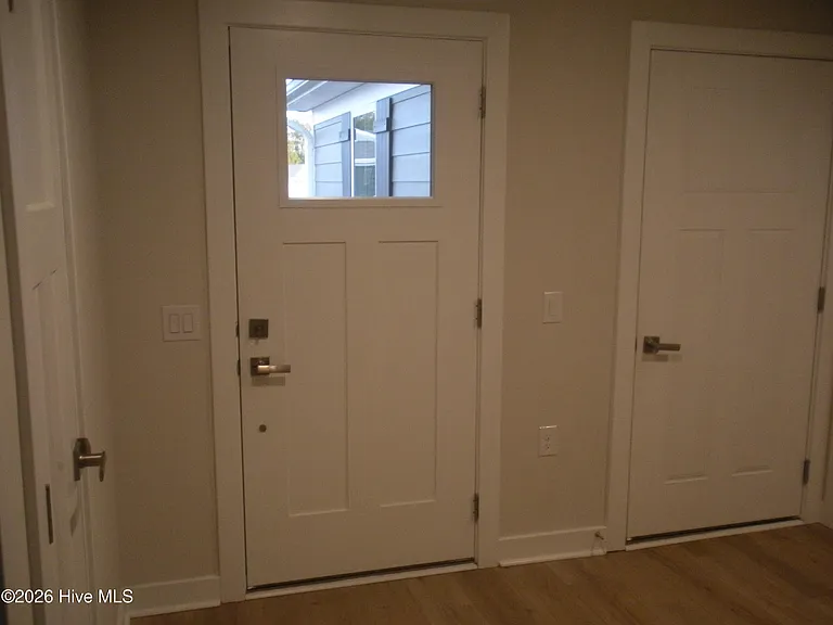 867 Ashlar Cir — Photo 4