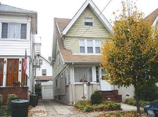 9302 104th St, Richmond Hill, NY 11418