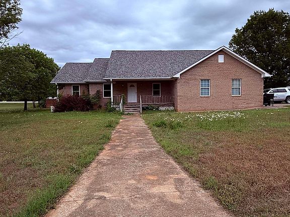 5th image of 32 Nelson Dr