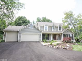 55 Crestview Dr, Oswego, IL 60543