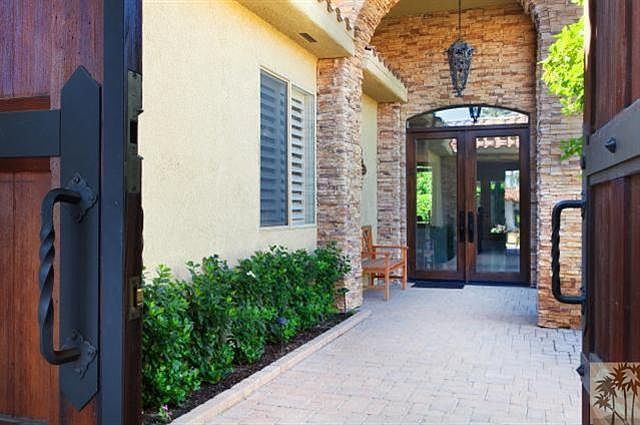 1st image of 50625 Calle Paloma