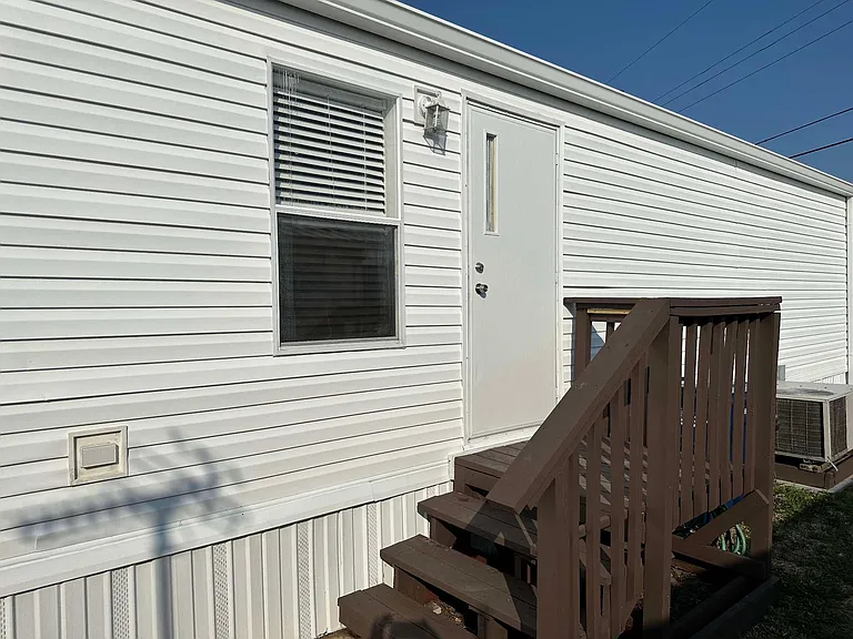 110 51st Avenue Ter W #110 — Photo 11