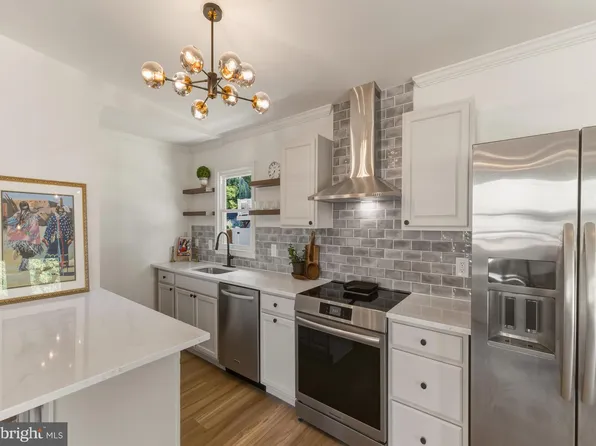 1157 Red Bank Ave, Thorofare, NJ 08086