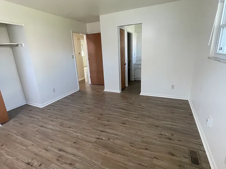 6124 Rosecrest Dr — Photo 17
