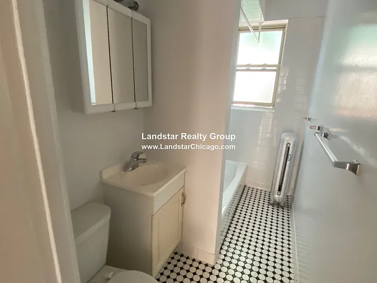 918 Reba Pl #2S — Photo 12