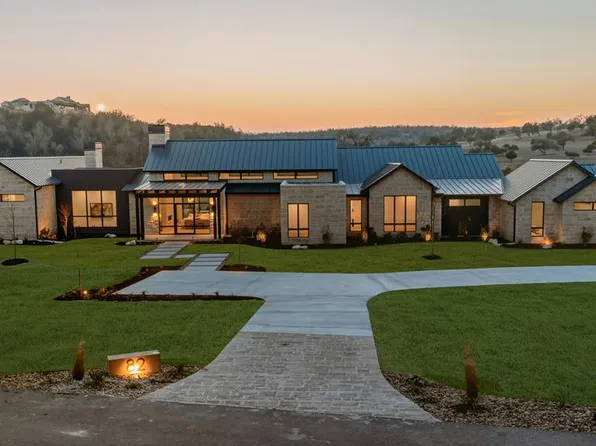 82 Presidio Ridge Dr, Fredericksburg, TX 78624