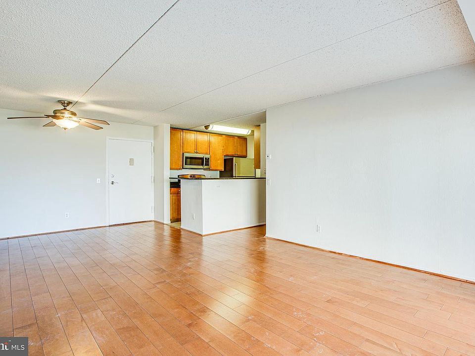 1st image of 75 S Reynolds St APT 209