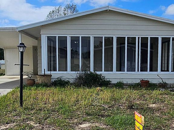 3rd image of 212 Taho Cir