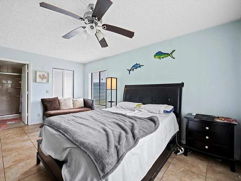 1014 Green Pine Blvd #H1 — Photo 8