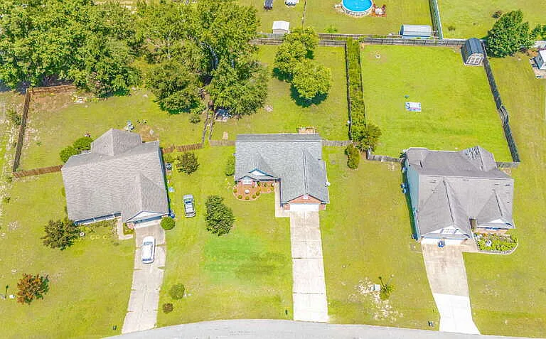 131 River Birch Ln — Photo 32