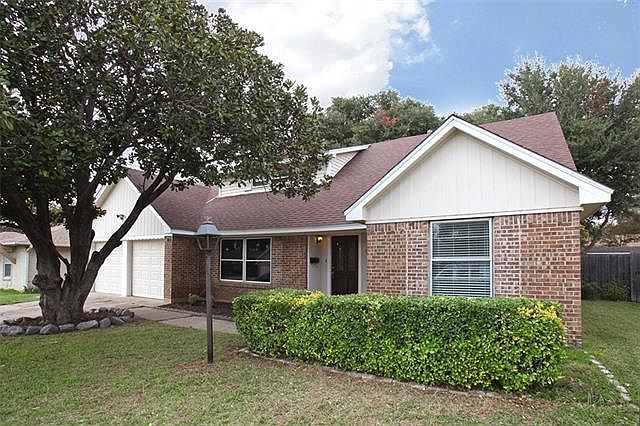 1st image of 2851 Ermine Way