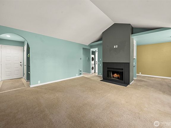 5th image of 625 N Jackson Avenue #A6