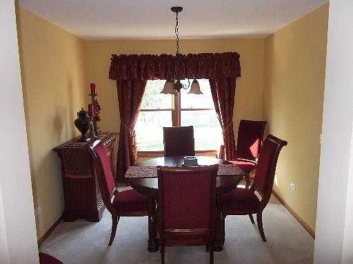 5th image of 24514 Wellesley Cir