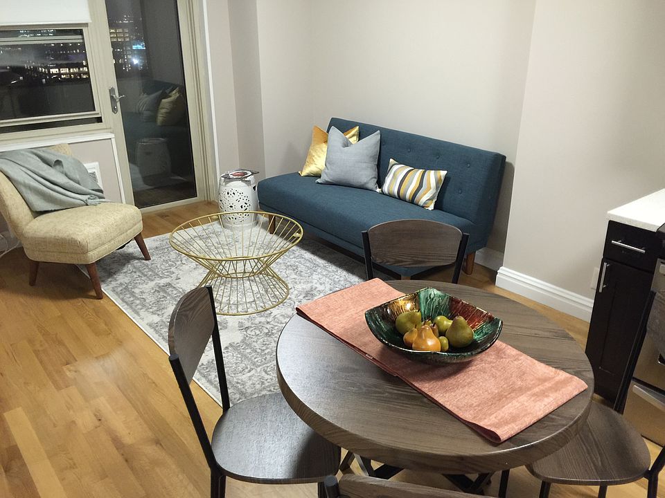 1st image of 80 N Moore St APT 25D