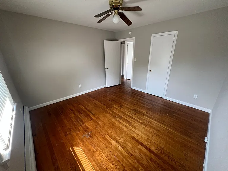 8206 Adrian Dr — Photo 29