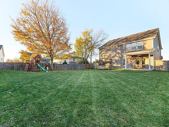 2nd image of 2930 Peaks Mill Dr