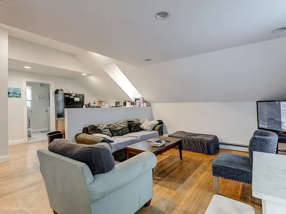 23 Stockholm St #2