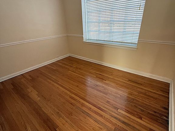 3rd image of 1205 N Main St APT A