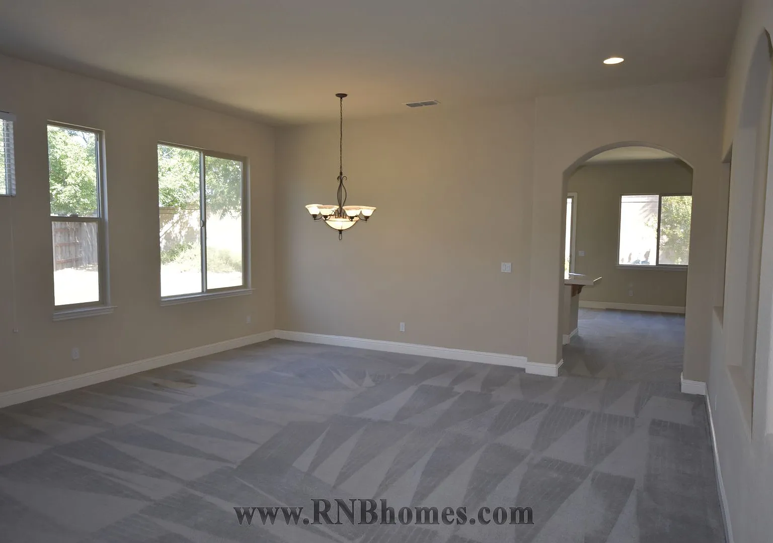 Dodd Place 204 — Photo 4