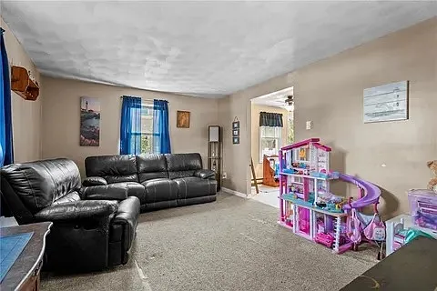 52-54 Lincoln Ave #52 — Photo 7