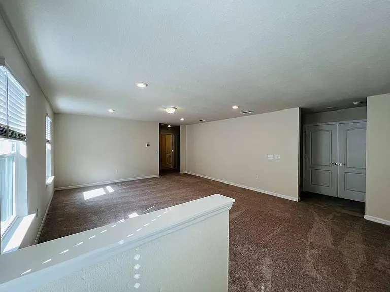 7236 Oakmoss Loop — Photo 13