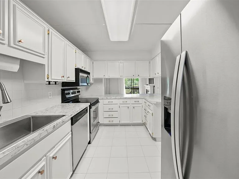 1200 Tarpon Woods Blvd #Q4 — Photo 7