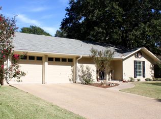 2201 Cambridge St, Corsicana, TX 75110
