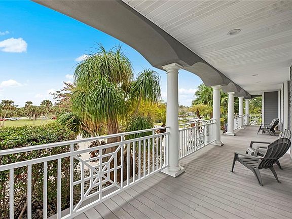 3rd image of 1202 Seminole CIR